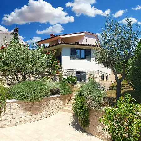 Apartmani Val Pula Exterior photo