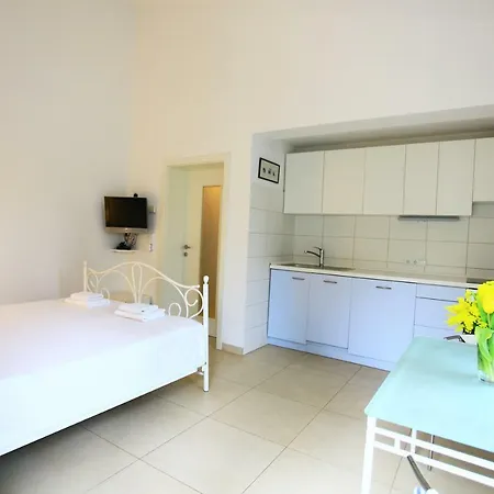Apartmani Val Pula Exterior photo